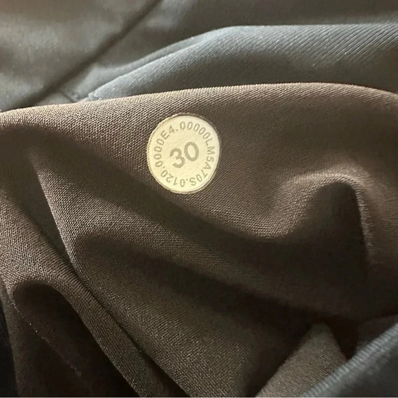 Lululemon Men’s True Navy Slim Fit Commission Pants in Warpstreme Size 30 - Picture 13 of 13